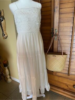 Francesca's Collections White Crochet Bodice Maxi Dress